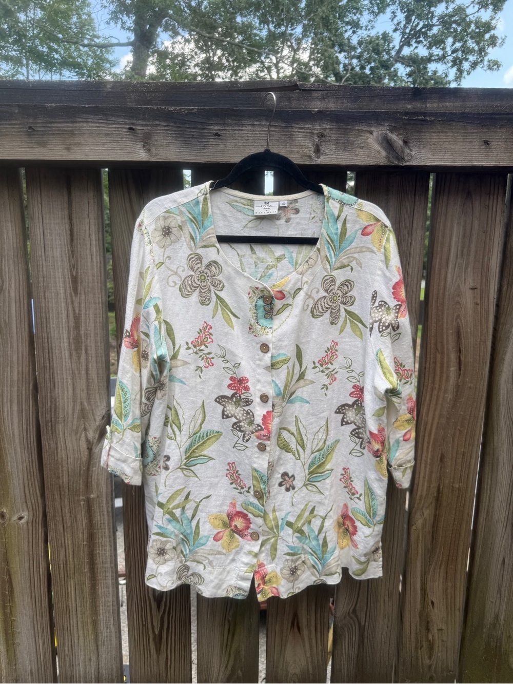 Hot Cotton Cream Floral Button-Down Shirt with Multicolor Botanical Print